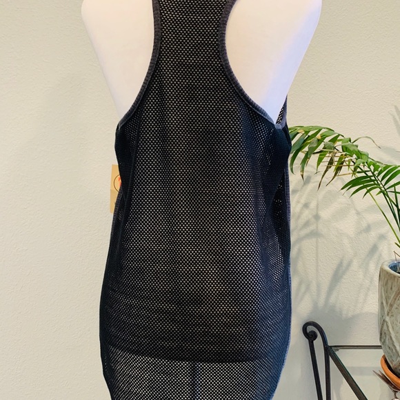 Mesh Racer Back Tank Top - Picture 3 of 8